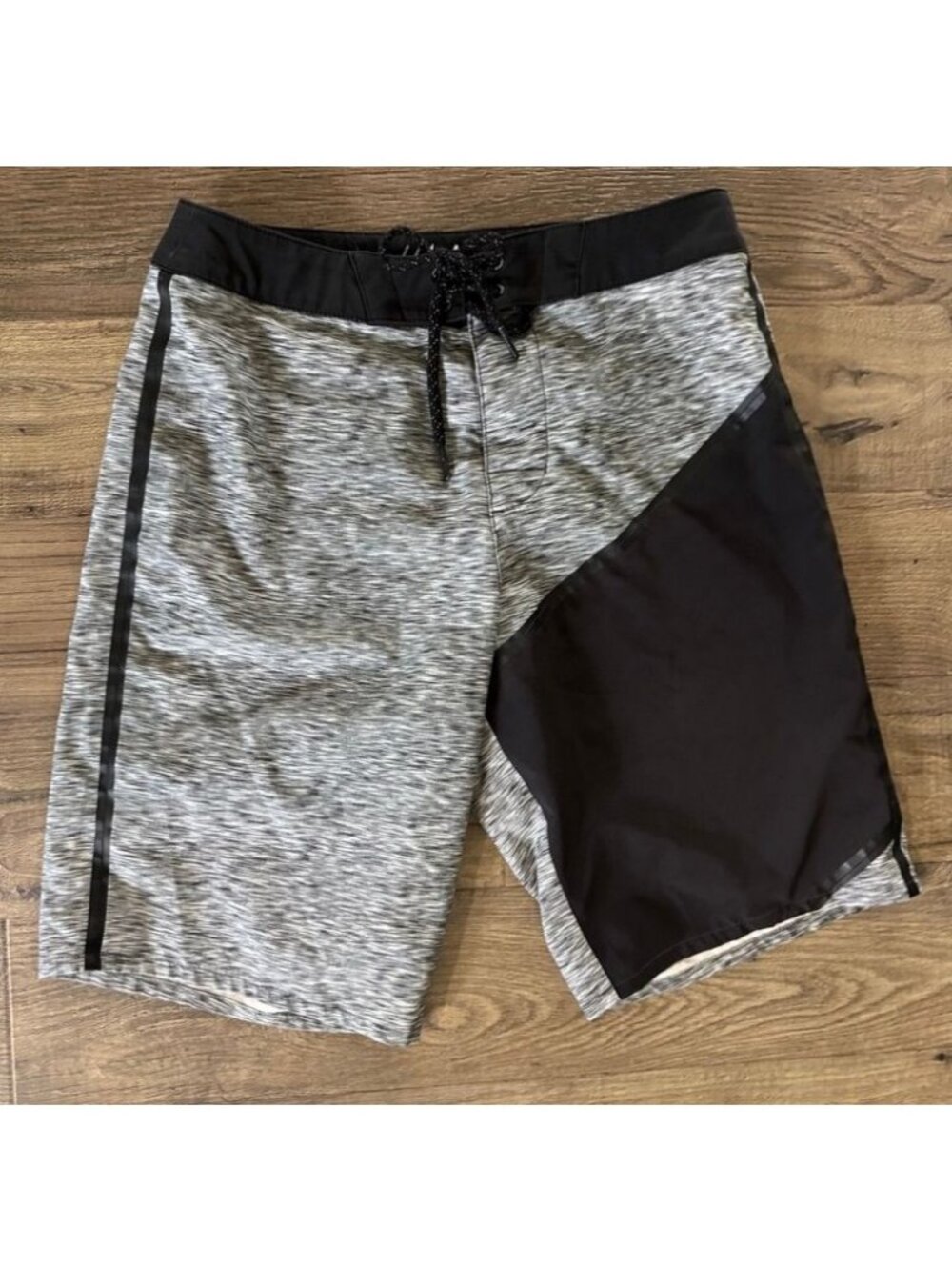 American Eagle Outfitters Swim Trunks Board Shorts Black and Gray Men's Size XS